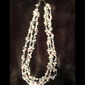 Vintage faux pearl necklace